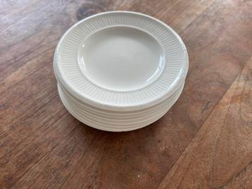 Wedgwood edme 6 petit four bordjes 13cm beschikbaar voor biedingen
