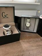 Gucci heren en dames horloge, Sieraden, Tassen en Uiterlijk, Horloges | Dames, Ophalen, Zo goed als nieuw, Staal, Guess