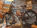 Oude transportfiets., Ophalen