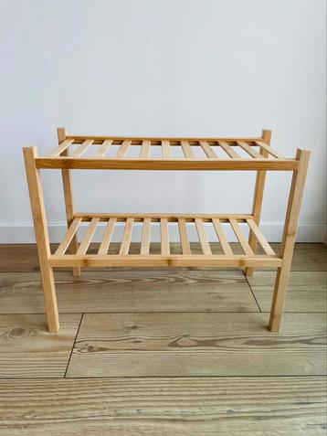 Houten schoenenrekje