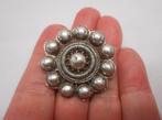 Zilveren antieke Zeeuwse knoppen broche nr.2003