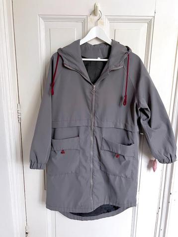Grijze lange parka, maat s/m beschikbaar voor biedingen