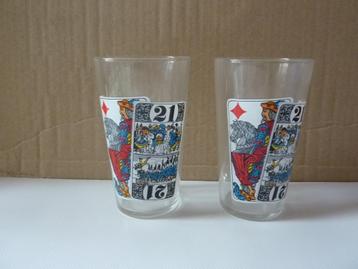 diversen mooie limonade glazen beschikbaar voor biedingen