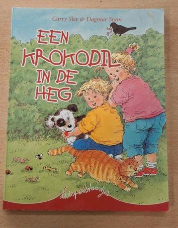 Carry Slee - Een krokodil in de heg beschikbaar voor biedingen