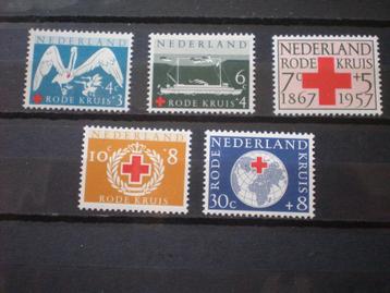 Nederland NVPH 695-699 postfris ( T 27 )..€ 0,65 beschikbaar voor biedingen