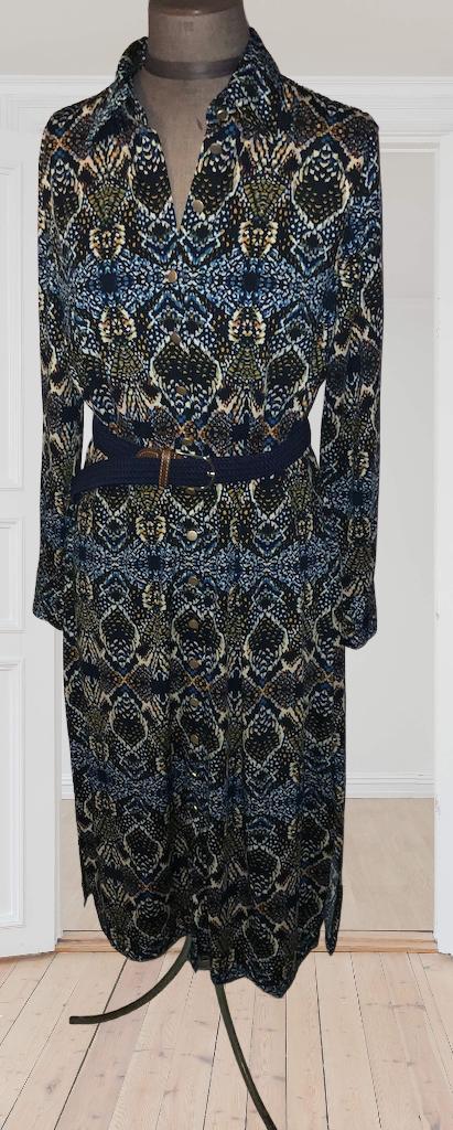 Jurk K-Design xl, Kleding | Dames, Jurken, Zo goed als nieuw, Maat 46/48 (XL) of groter, Blauw, Onder de knie, Verzenden