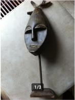 Houten masker op voet hoogte 45cm breedte 15cm, Ophalen of Verzenden