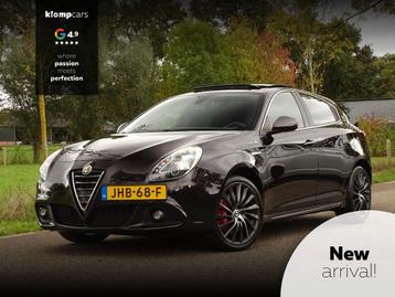 Alfa Romeo Giulietta 1.4 T 170PK QV-Line | Xenon | Nav | Sch beschikbaar voor biedingen