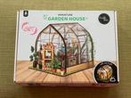 Miniature Garden House, Ophalen of Verzenden, Zo goed als nieuw, Groter dan 1:32