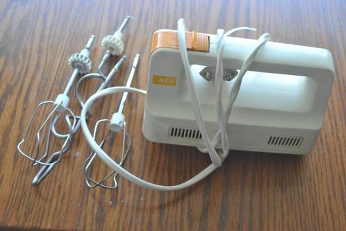 Keukenmixer AEG, Witgoed en Apparatuur, Keukenmixers, Gebruikt, 3 snelheden of meer, Ophalen of Verzenden
