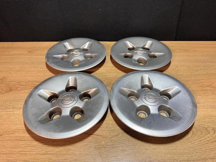 4x Opel Combo Wieldoppen/Naafdoppen, Auto diversen, Wieldoppen, Gebruikt, Ophalen of Verzenden