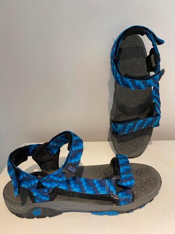 Super sandalen Jack Wolfskin. Maat 39. Blauw beschikbaar voor biedingen