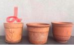 Ambachtelijke unieke terracotta bloempotten vorstbestendig, 25 tot 40 cm, Terracotta, Tuin, Rond