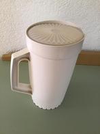 Tupperware Sap kan crème, Huis en Inrichting, Keuken | Tupperware, Ophalen of Verzenden, Zo goed als nieuw, Crème, Beker of Kan