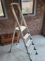 Huishoudtrap met 5 treden., Doe-het-zelf en Verbouw, Ophalen, Gebruikt, Trap, Opvouwbaar of Inschuifbaar