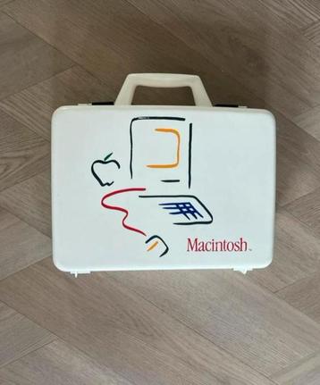 Vintage Macintosh koffer Picasso beschikbaar voor biedingen