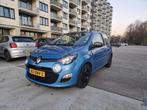 Zeer nette Renault Twingo 1.2 2013 met volledig optie pakket, Voorwielaandrijving, 74 pk, Zwart, 4 cilinders