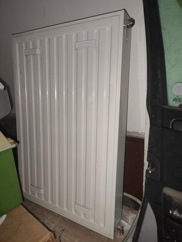 3 x Radiator over na verhuizing 500-600 breed beschikbaar voor biedingen