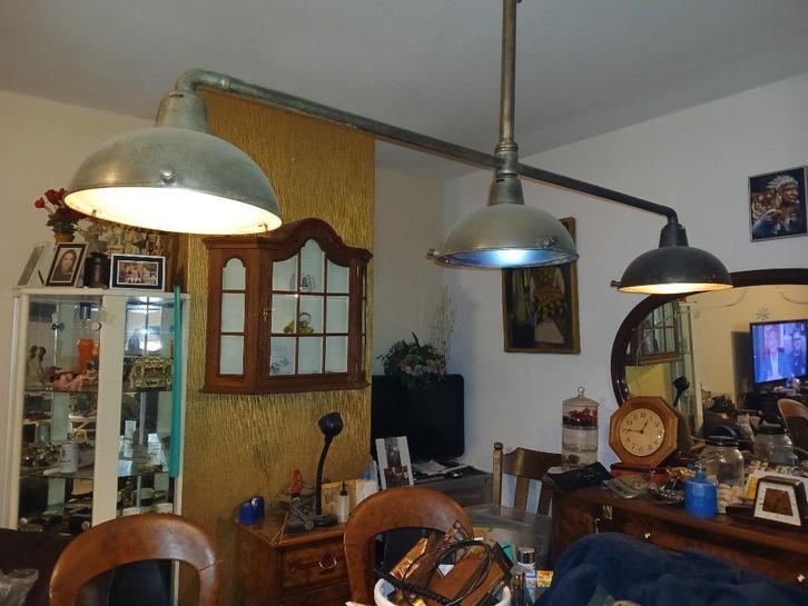 mooie industriele hanglamp, Huis en Inrichting, Lampen | Hanglampen, Gebruikt, 50 tot 75 cm, Metaal, Ophalen