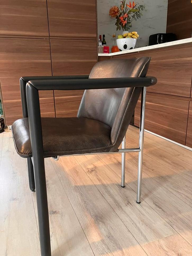LEOLUX CACHUCHA EETKAMERSTOELEN ZWART LEDER, Huis en Inrichting, Stoelen, Gebruikt, Vier, Metaal, Zwart, Ophalen of Verzenden
