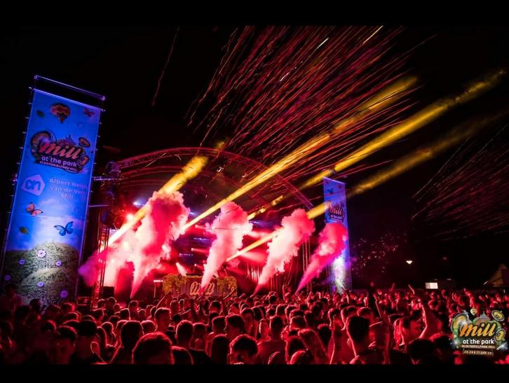 Special Effects huren? Goedkoop & professioneel!, Tickets en Kaartjes, Concerten | Pop, Eén persoon