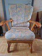 Vintage fauteuil met bloemenmotief, Huis en Inrichting, Ophalen