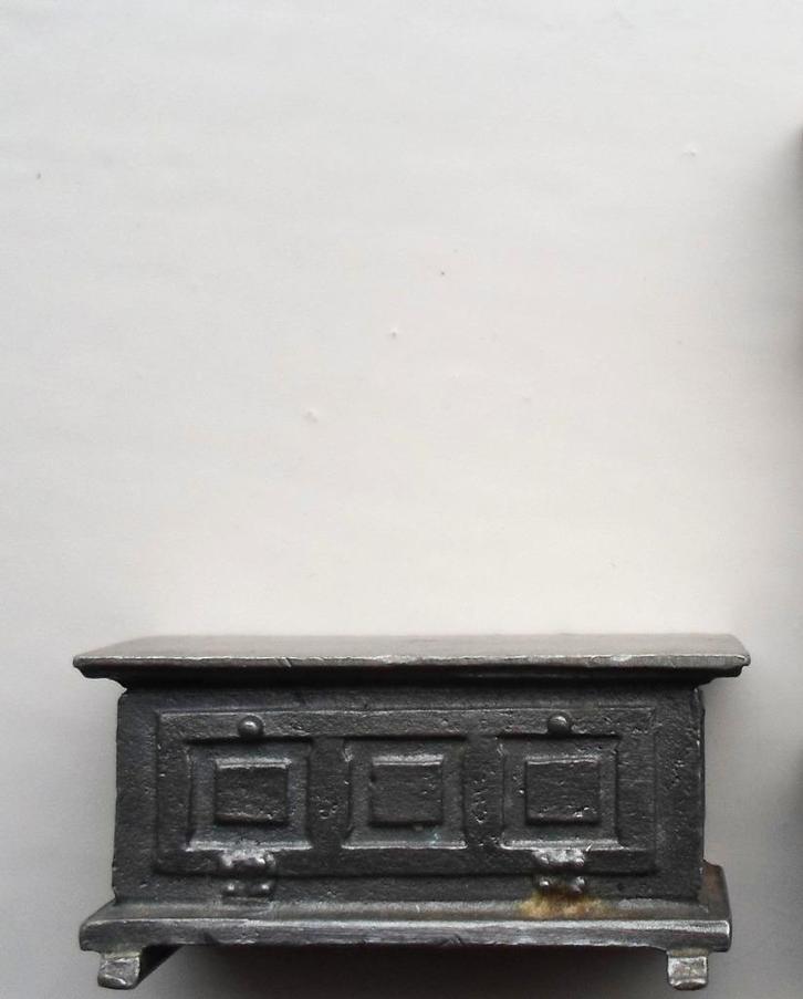 Tinnen dressoir. 5 euro., Antiek en Kunst, Antiek | Tin, Ophalen of Verzenden