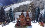 Lemax: Cumberland cottage voor in uw kerstdorp., Diversen, Kerst, Ophalen of Verzenden, Zo goed als nieuw