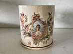 Herdenkingsbeker Koninging Wilhelmina, inhuldiging 1898, Ophalen of Verzenden, Gebruikt, Servies