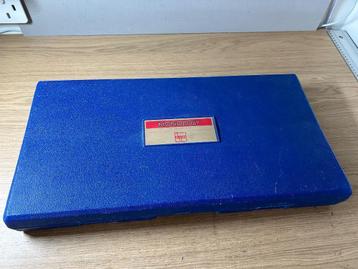 Monopoly Original in Luxe Harde Case Bordspel beschikbaar voor biedingen