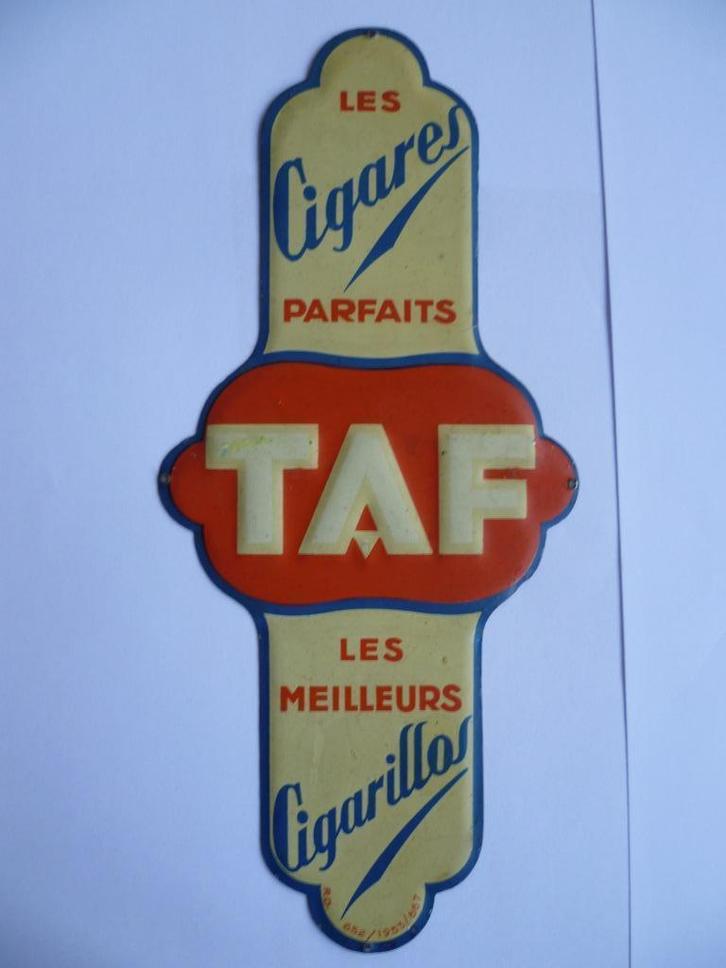 BLIKKEN RECLAME DEURPOSTJE"TAF CIGARES-CIGARILLOS"UIT 1933, Verzamelen, Merken en Reclamevoorwerpen, Gebruikt, Reclamebord, Ophalen of Verzenden