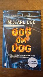 M.J. Arlidge - Oog om oog, Ophalen of Verzenden, Zo goed als nieuw, M.J. Arlidge