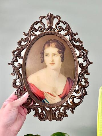 Vintage messing lijst prent dame beschikbaar voor biedingen