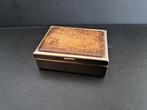 Oud pillendoosje met leer?, Ophalen of Verzenden