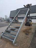 Stalen trap met bordes gegalv. Hoog 3,25 mtr. Nob197, Ophalen of Verzenden, Zo goed als nieuw, 2 tot 4 meter