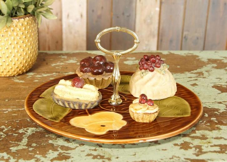 Brocante Franse Majolica serveerschaal van 'Sarreguemines', Huis en Inrichting, Keuken | Servies, Gebruikt, Schaal of Schalen