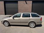Skoda Octavia Combi 1.6 Ambiente Attractive Business | GAS/L, Voorwielaandrijving, Metallic lak, Gebruikt, 4 cilinders