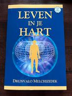 Leven in je Hart - Drunvalo Melchizedek, Boeken, Ophalen of Verzenden, Zo goed als nieuw, Spiritualiteit algemeen, Achtergrond en Informatie