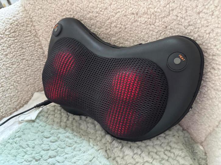 Naipo Massagekussen - Shiatsu & Warmte - Incl. Auto-lader, Sport en Fitness, Massageproducten, Zo goed als nieuw, Massagestoel of Kussen