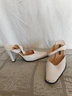 Leuke witte sandalen met hak. Mt 36,5 Merk Nouchka, Kleding | Dames, ., Wit, Zo goed als nieuw, .