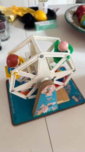 Fisher price retro draaimolen beschikbaar voor biedingen