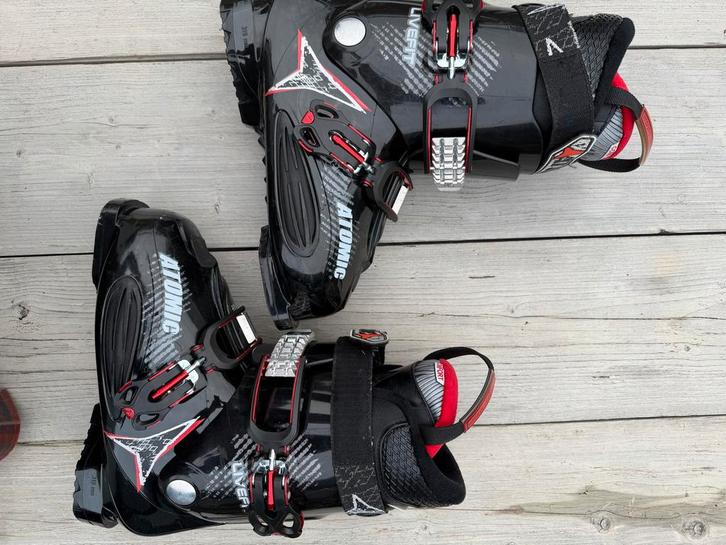 Atomic Live Fit Skischoenen 27/27.5 42/42.5eur, Sport en Fitness, Skiën en Langlaufen, Zo goed als nieuw, Schoenen, Skiën, Atomic