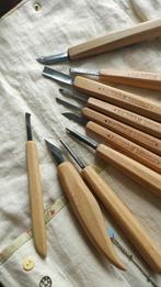 Houtsnijset. Handsmeedwerk. Miniatuursnijden., Hobby en Vrije tijd, Overige Hobby en Vrije tijd, Ophalen, Zo goed als nieuw