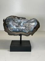 Agaat op voet 20 cm hoog, Ophalen of Verzenden, Mineraal