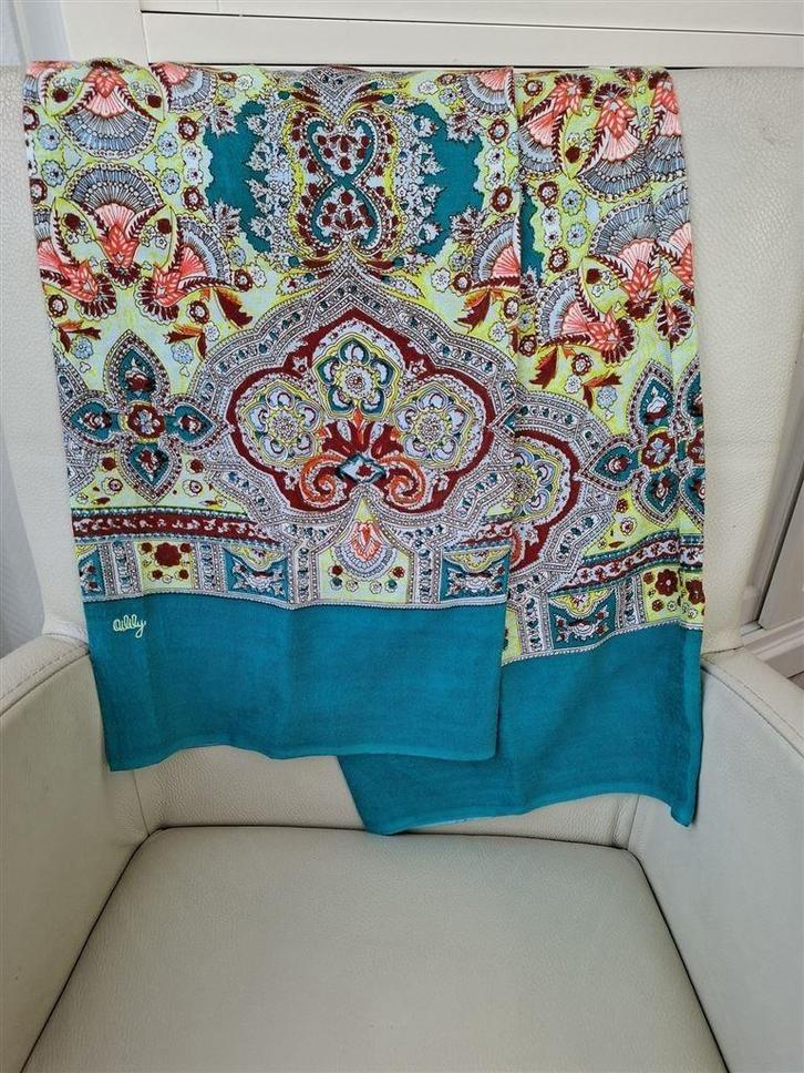 Oilily sjaal, blauw-groen, Kleding | Dames, Mutsen, Sjaals en Handschoenen, Gedragen, Sjaal, Maat 46/48 (XL) of groter, Ophalen of Verzenden