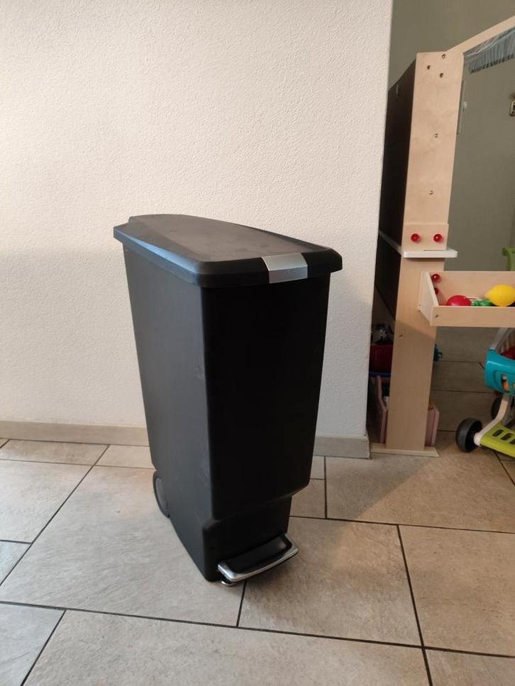 Simple Human Slim Prullenbak 40L, Huis en Inrichting, Woonaccessoires | Prullenbakken, Gebruikt, Kunststof, 50 tot 75 cm, 40 liter of meer