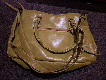 Groene Handtas beschikbaar voor biedingen