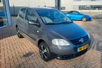Prachtige Fox 1.2 40KW 2007 Grijs *#airco#nw apk# plaatje #, Voorwielaandrijving, 4 stoelen, 1198 cc, 973 kg