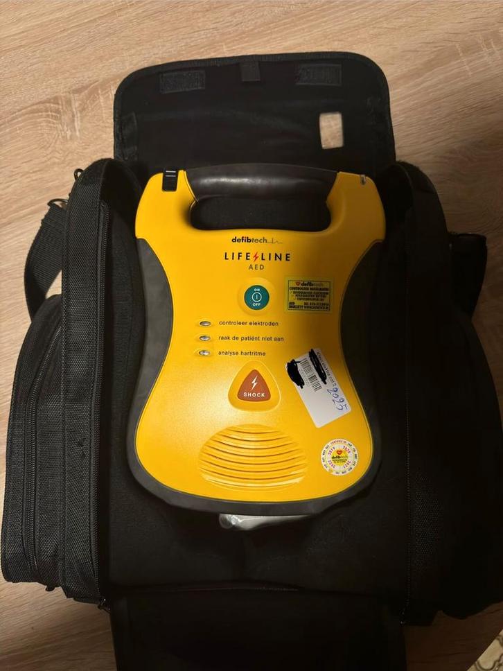Defibtech Lifeline automatische Externe Defibrillator AED, Diversen, Verpleegmiddelen, Ophalen of Verzenden