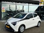 Toyota Aygo 1.0 VVT-i x-fun 5 Deurs 1e Eig! Airco Bluetooth, Voorwielaandrijving, Stof, Gebruikt, 4 stoelen
